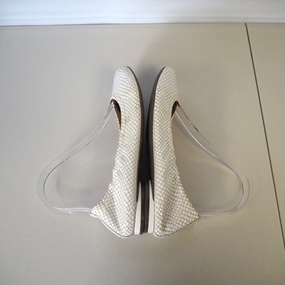 Vionic Women's Orthotic Alexa Embossed Lizard Leather Size 7.5 Ballet Flats - Picture 6 of 10